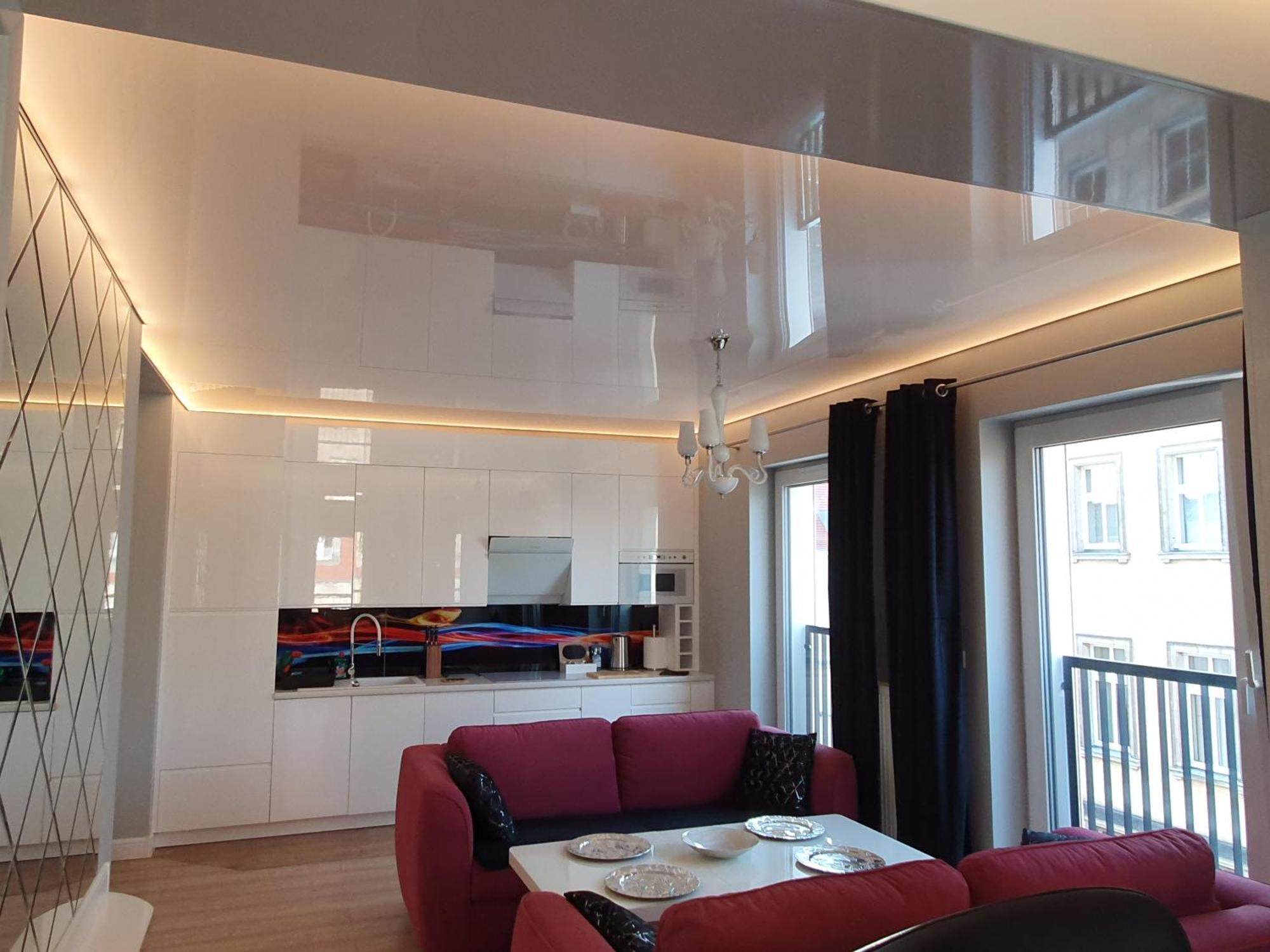 Apartment Black&white Skarbowa 2 Parking Leszno (Greater Poland)