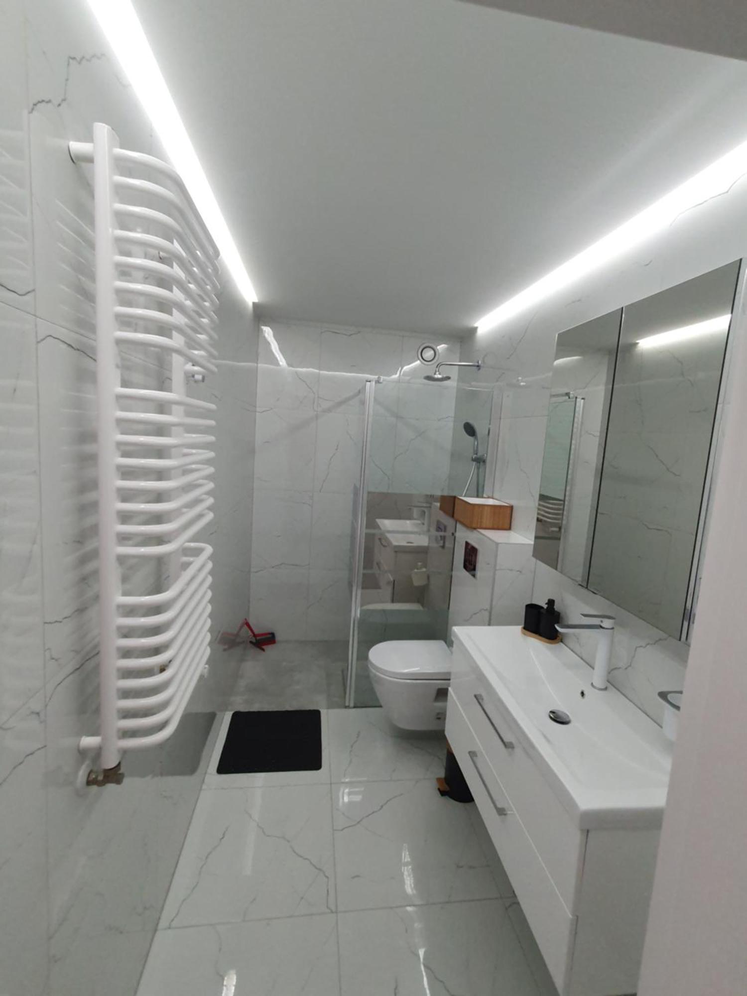 Black&white Skarbowa 2 Parking Apartment